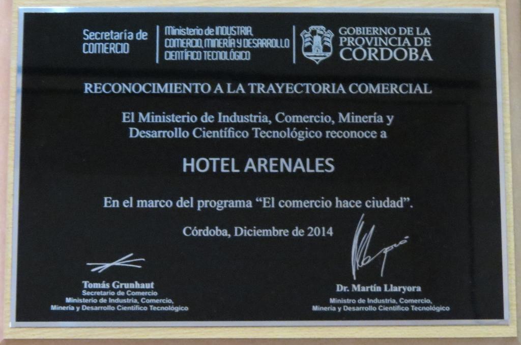 Hotel Arenales Вила Карлос Пас Екстериор снимка
