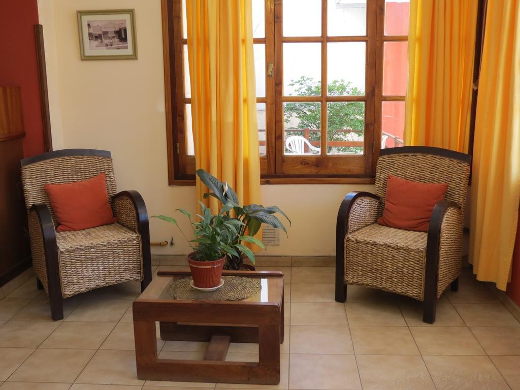 Hotel Arenales Вила Карлос Пас Екстериор снимка