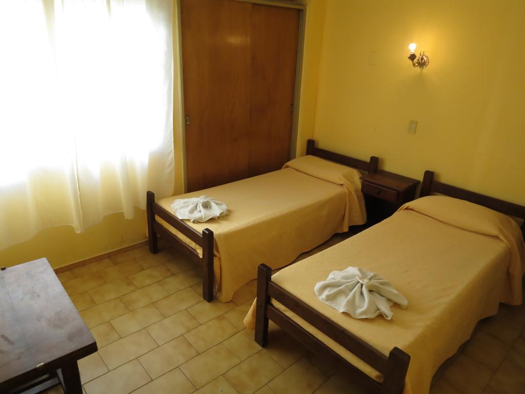 Hotel Arenales Вила Карлос Пас Стая снимка