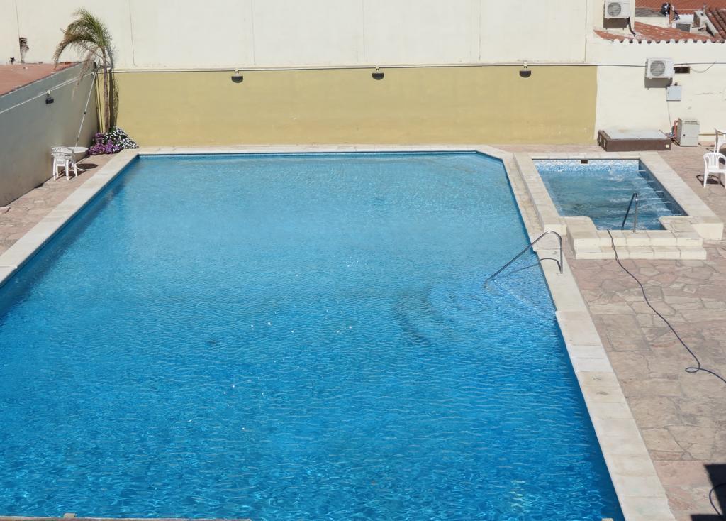 Hotel Arenales Вила Карлос Пас Екстериор снимка