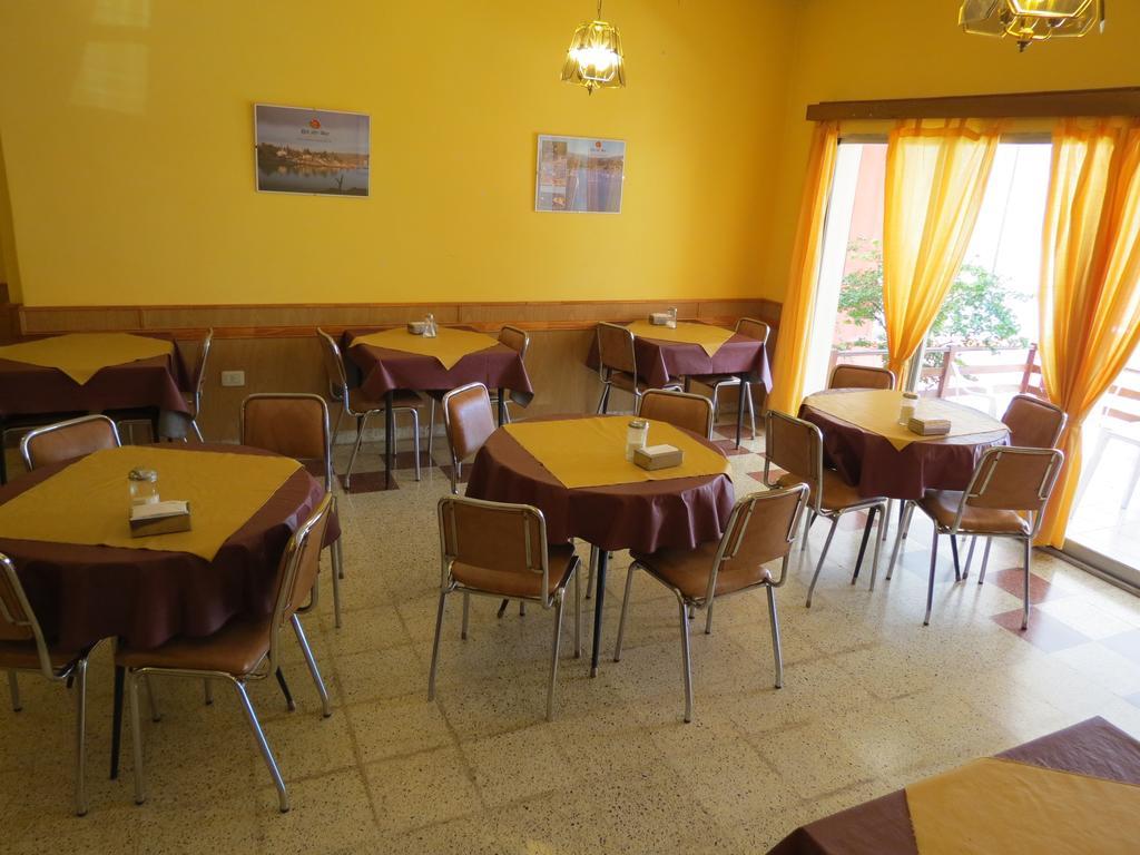 Hotel Arenales Вила Карлос Пас Екстериор снимка